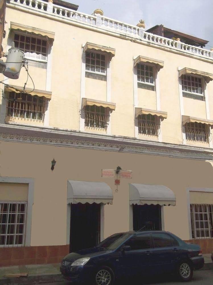 Hostal Condo-Parque Santo Domingo Ngoại thất bức ảnh
