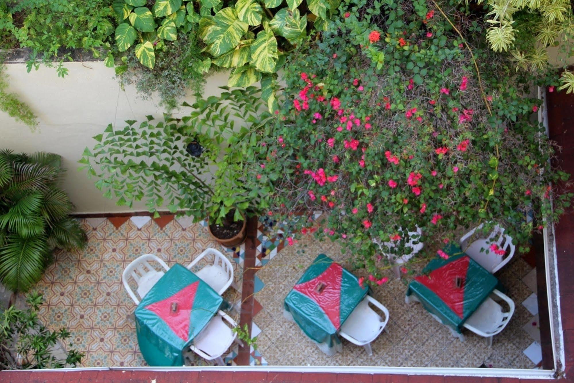 Hostal Condo-Parque Santo Domingo Ngoại thất bức ảnh